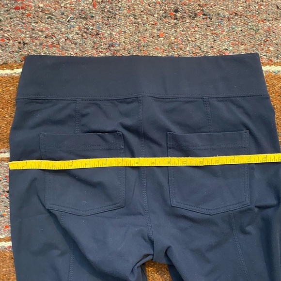 Athleta size small navy stretch pants with pockets EUC - Picture 10 of 13